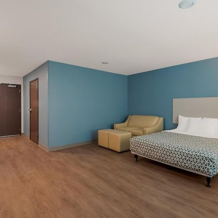 Woodspring Suites Bellflower - Los Angeles Bagian luar foto