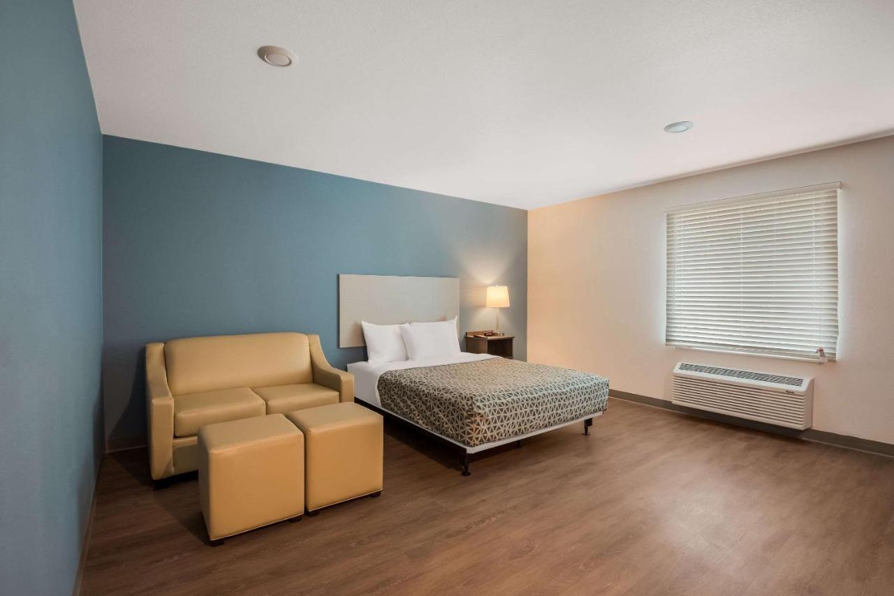 Woodspring Suites Bellflower - Los Angeles Bagian luar foto