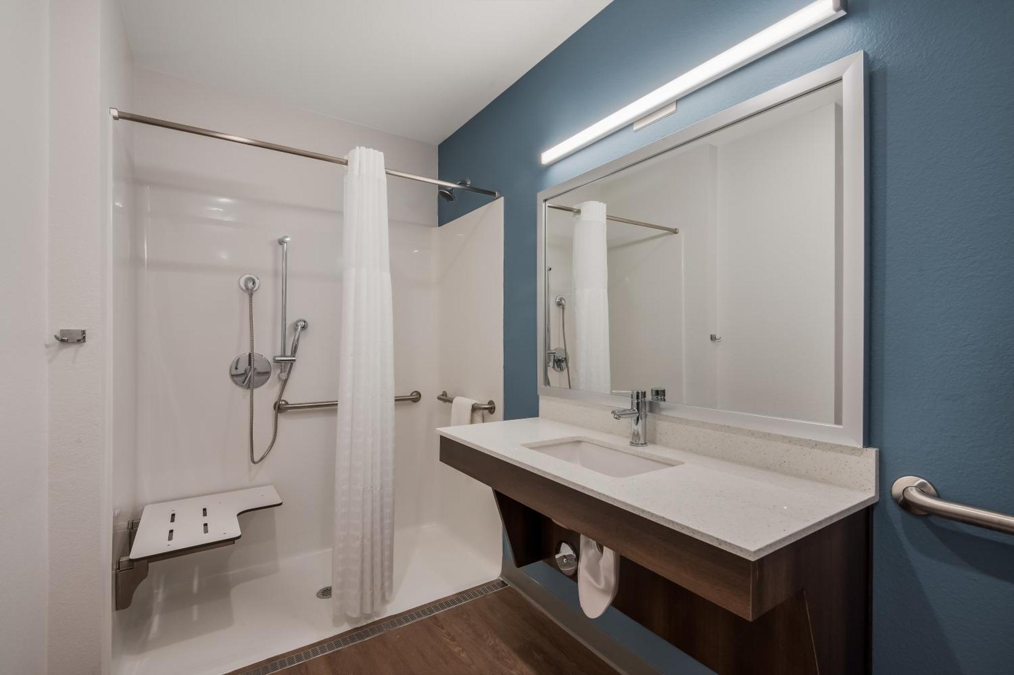Woodspring Suites Bellflower - Los Angeles Bagian luar foto